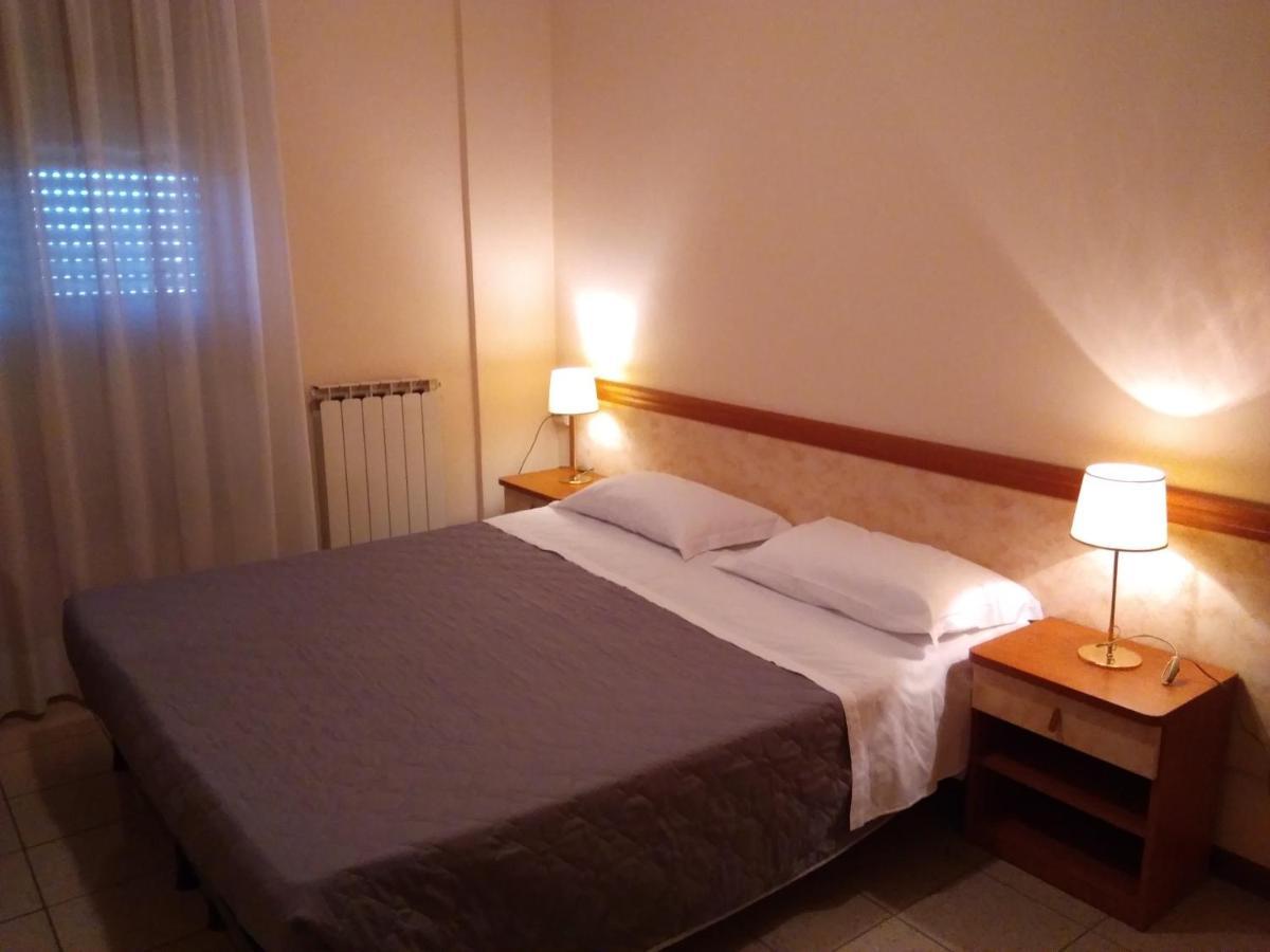 Double Room,1346099972:JPEG